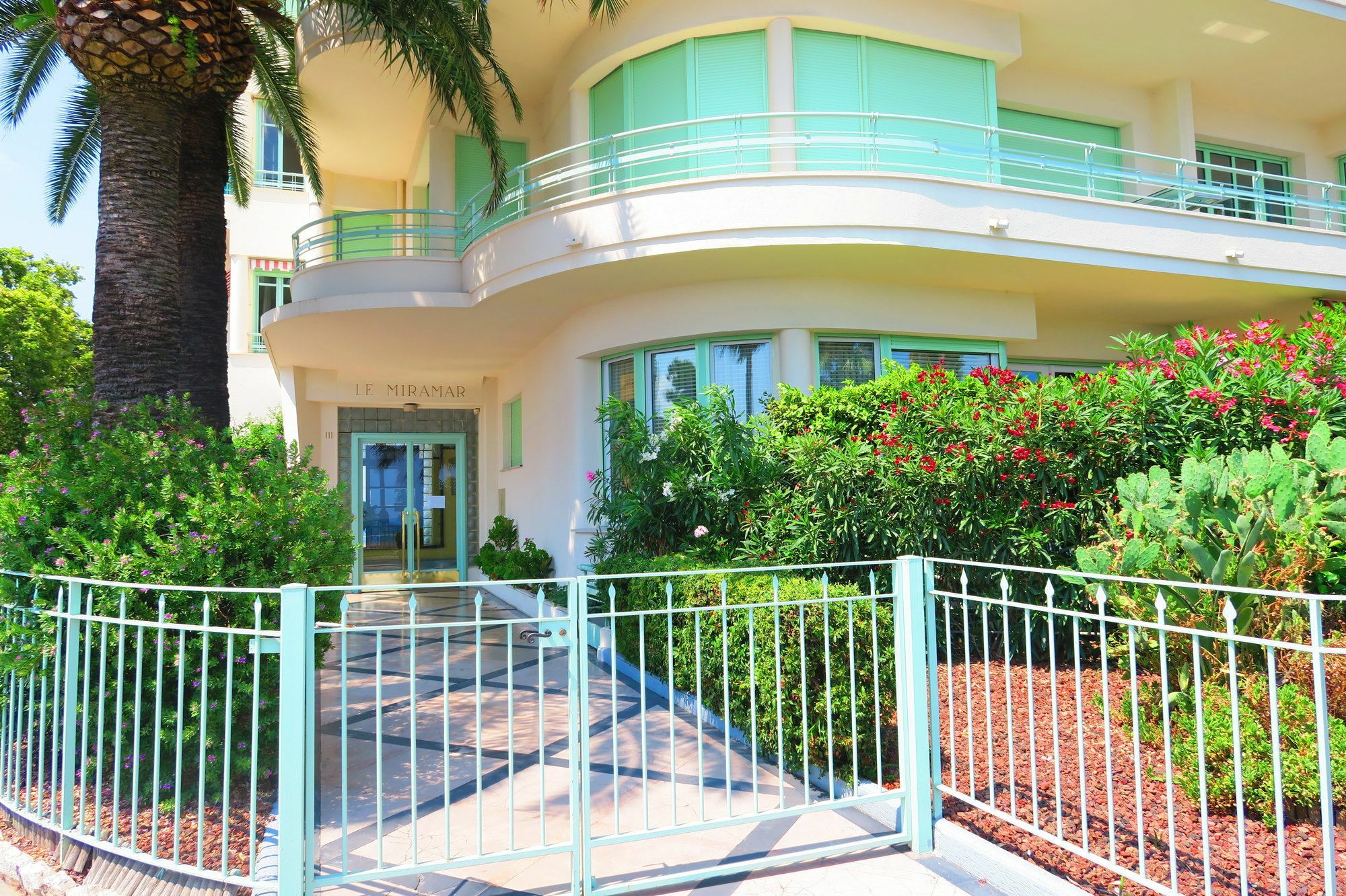 Sea View - Promenade Des Anglais 1 Bdr Ніцца Екстер'єр фото